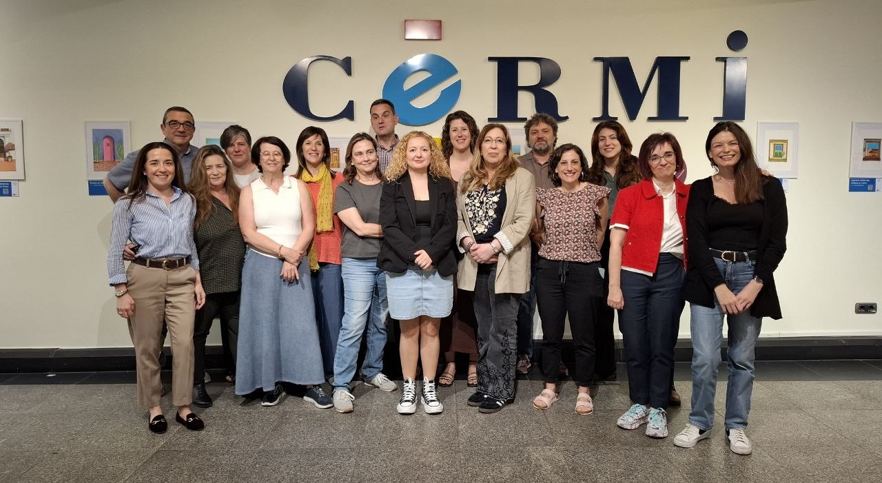 fotografía de grupo de personal técnico y gerentes de CERMIS AUTONÓMICOS